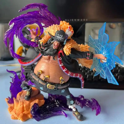 One Piece Marshall D. Teach (Barbanera) Action Figure/Statua